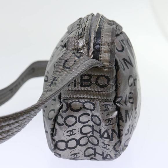 CHANEL Unlimited Shoulder Bag Nylon Silver CC Auth bs7961 - Picture 4 of 16